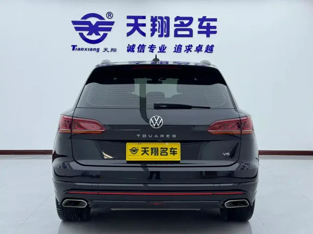 Volkswagen Touareg — Фото автомобиля 22