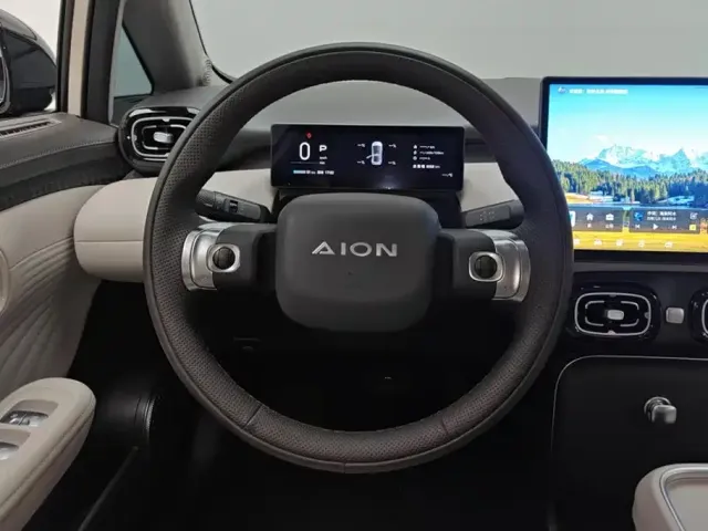 GAC Aion UT — Фото автомобиля 15