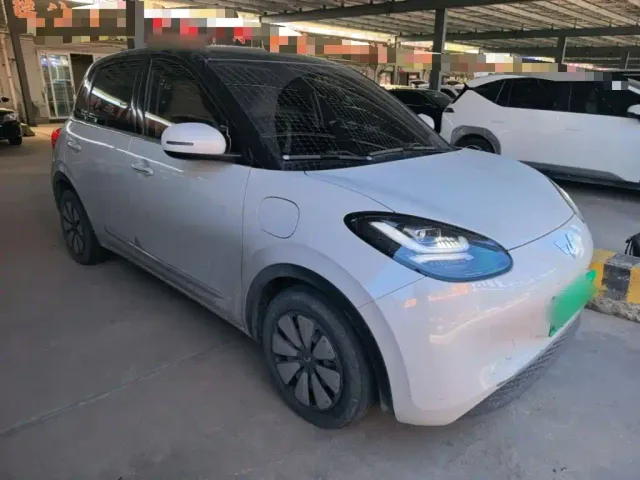 Wuling Bingo — Фото автомобиля 3