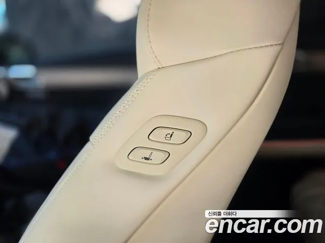 Genesis GV80 — Фото автомобиля 12