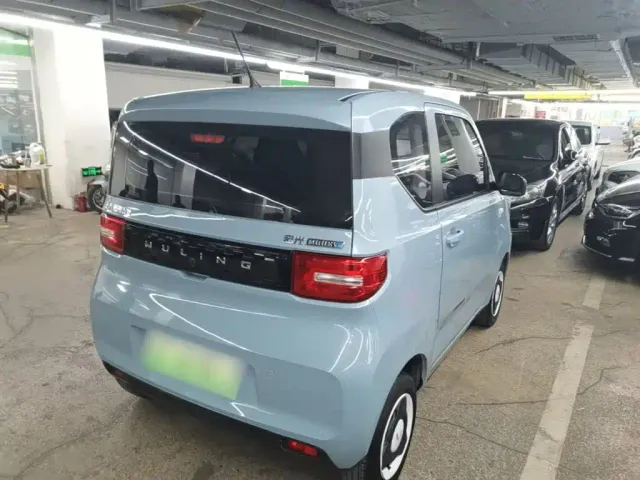Wuling Hongguang Mini EV — Фото автомобиля 6
