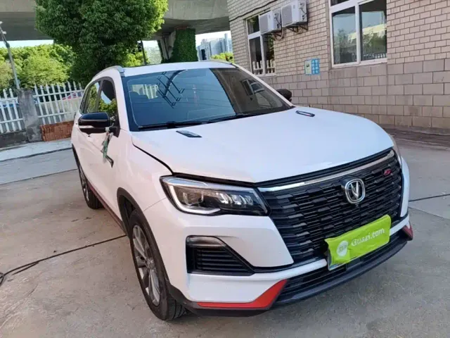 Changan CS75 — Фото автомобиля 21