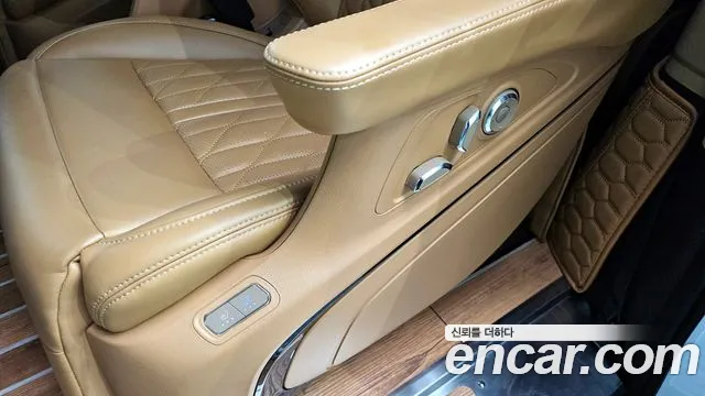 Kia Canival Carnival 4 поколение Бензин 9 мест Signature — Фото автомобиля 18