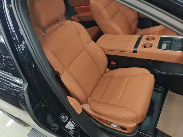 Li Auto L6 — Фото автомобиля 24