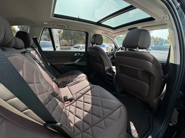 BMW X5 — Фото автомобиля 14