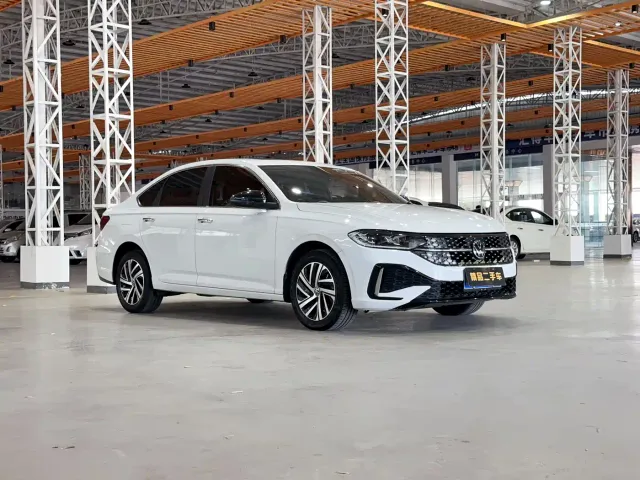 Volkswagen Lavida — Фото автомобиля 2
