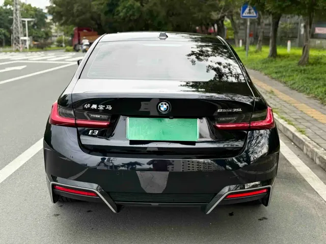 BMW i3 — Фото автомобиля 5