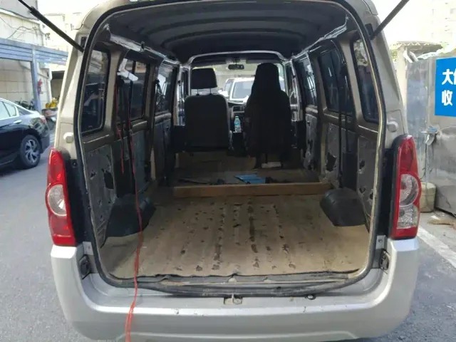 Wuling Rongguang EV — Фото автомобиля 4