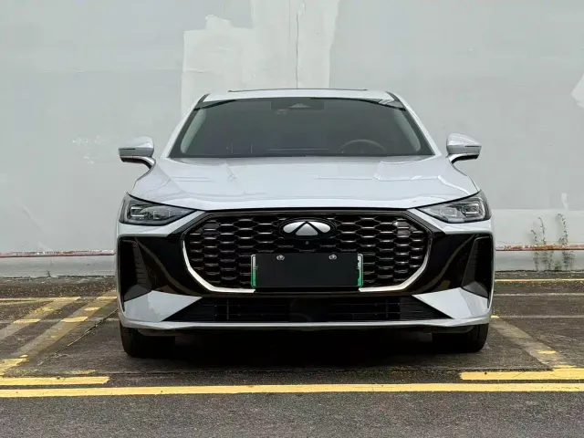 Chery Fulwin A8L — Фото автомобиля 2