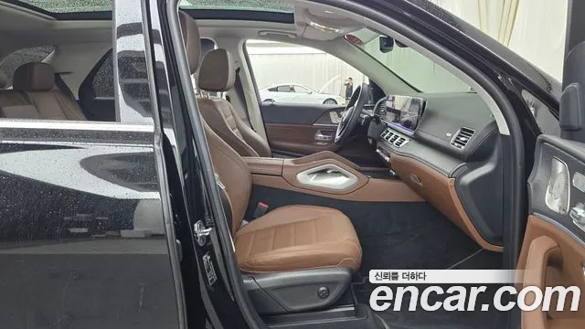 Mercedes-Benz GLE-Class — Фото автомобиля 6