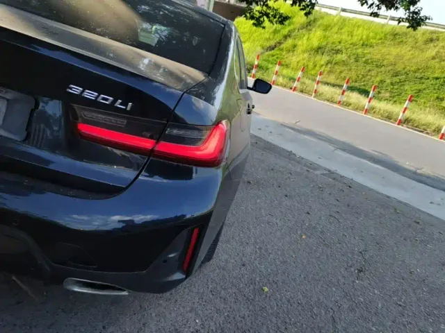 BMW 3 Series — Фото автомобиля 7