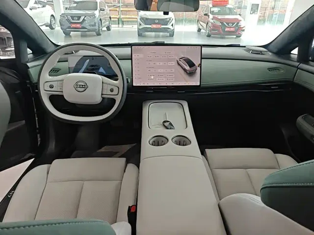 Nissan N7 — Фото автомобиля 9