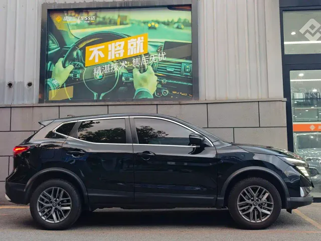 Nissan Qashqai — Фото автомобиля 15