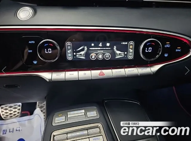 Genesis GV70 2.5T Бензин 2WD — Фото автомобиля 10