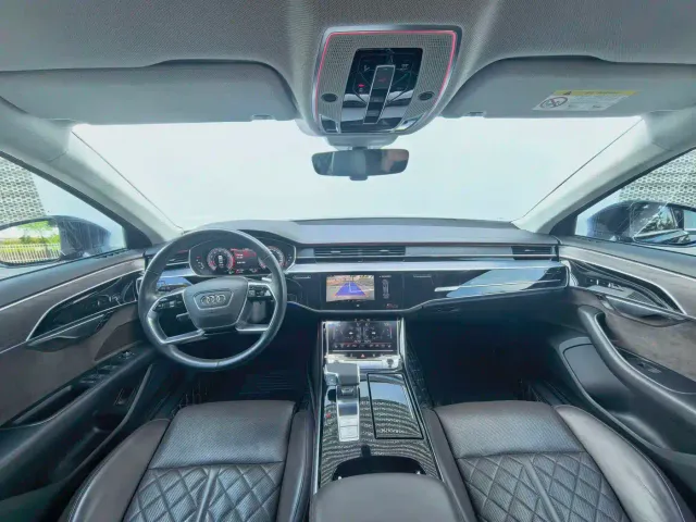Audi Audi A8 2022 A8L 50 TFSI quattro Comfort Collector's Edition — Фото автомобиля 14