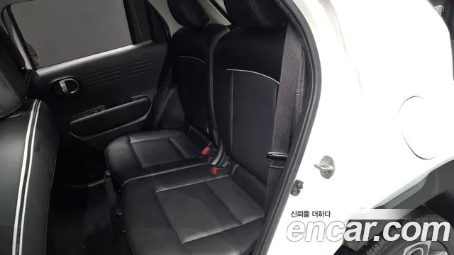 Hyundai Casper Casper Inspiration — Фото автомобиля 12