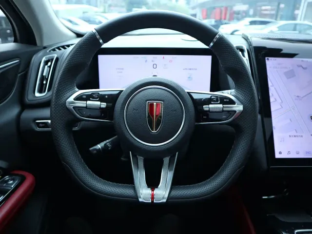 Hongqi HS3 — Фото автомобиля 21
