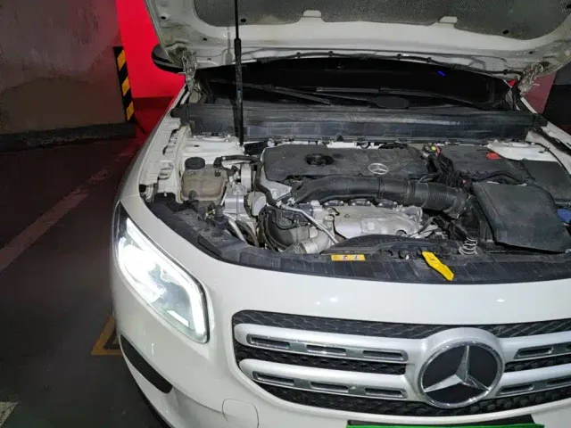 Mercedes-Benz Mercedes-Benz GLB 2023 GLB 220 Dynamic — Фото автомобиля 20