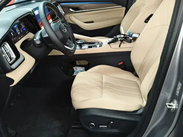Geely Xingyue L — Фото автомобиля 14
