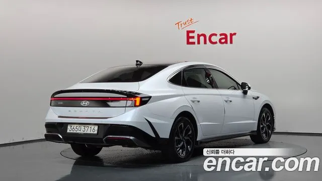 Hyundai Sonata — Фото автомобиля 2