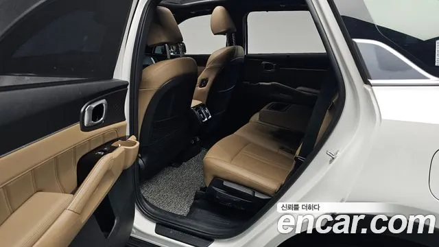 Kia Sorento — Фото автомобиля 24
