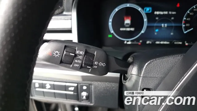 KG_Mobility_Ssangyong Rexton Rexton Arena Дизель 2.2 4WD — Фото автомобиля 26