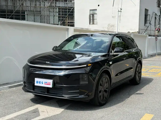 Фотография автомобиля — Li Auto L6