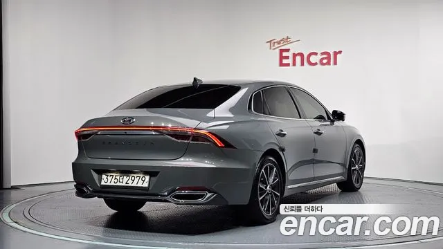 Hyundai Grandeur — Фото автомобиля 2