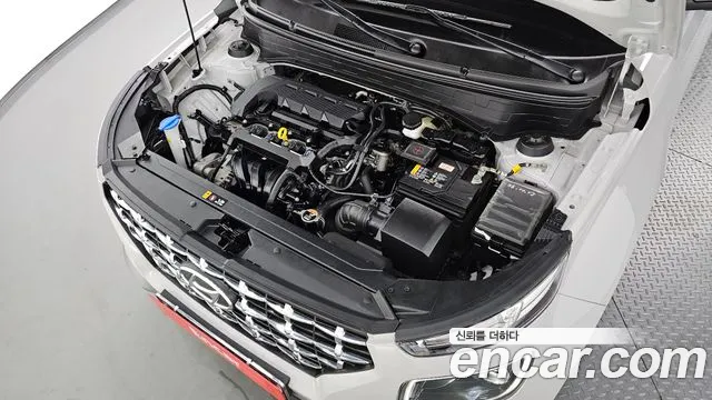 Hyundai Venue — Фото автомобиля 6