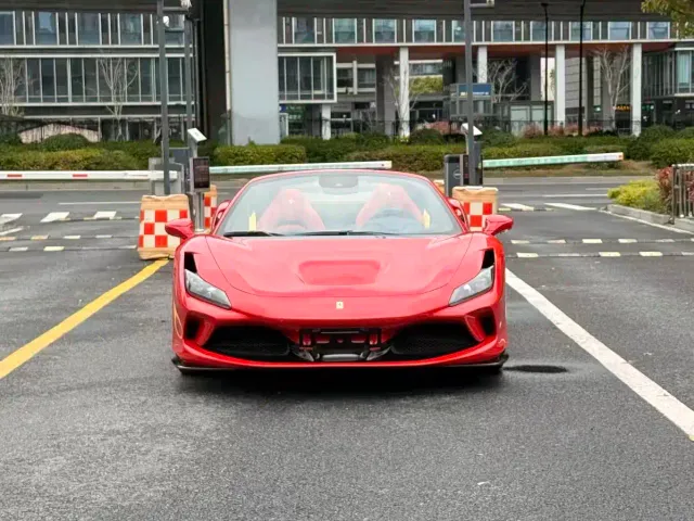 Ferrari F8 — Фото автомобиля 2