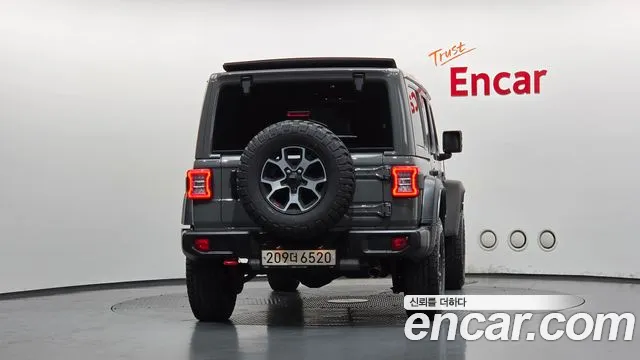 Jeep Wrangler JL — Фото автомобиля 4