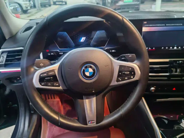 BMW i3 — Фото автомобиля 7