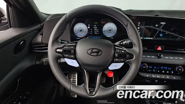 Hyundai AVANTE — Фото автомобиля 11