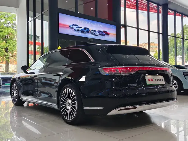Stelato S9T — Фото автомобиля 6