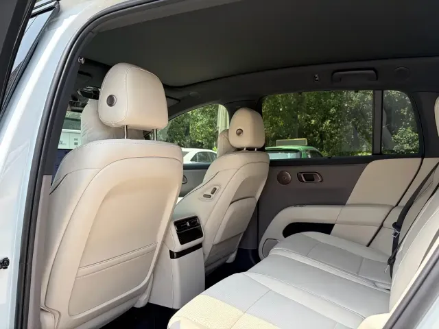 Li Auto i6 — Фото автомобиля 4