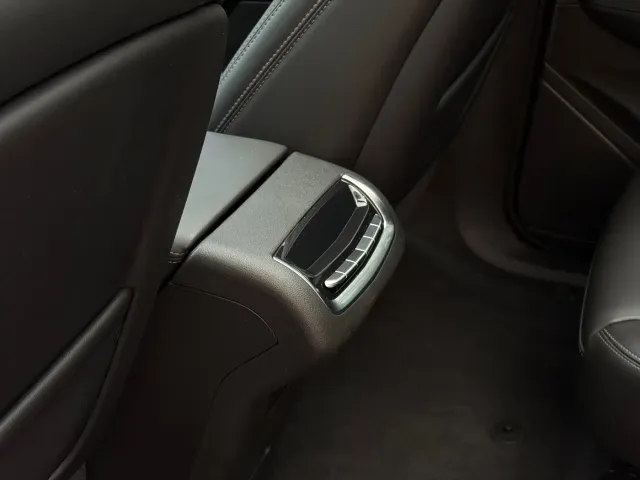 Cadillac XT6 — Фото автомобиля 17