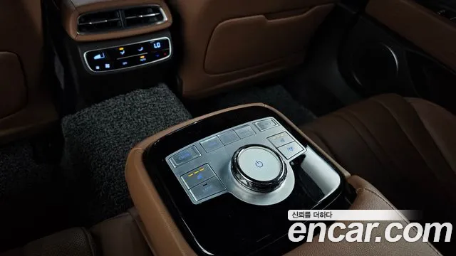 Genesis G80 Бензин 2.5 турбо 2WD — Фото автомобиля 16