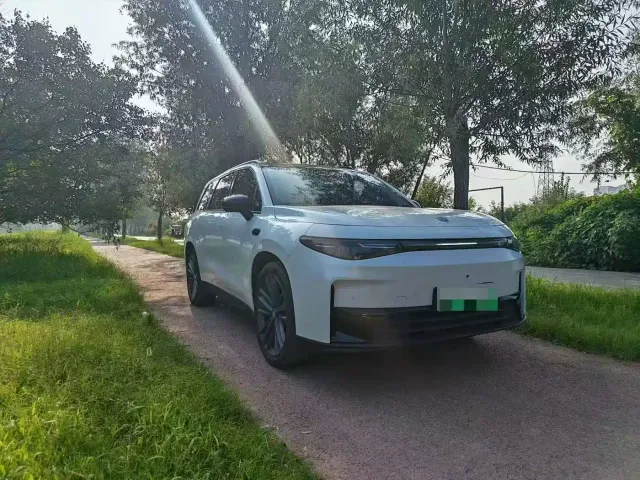 Leapmotor C16 — Фото автомобиля 3