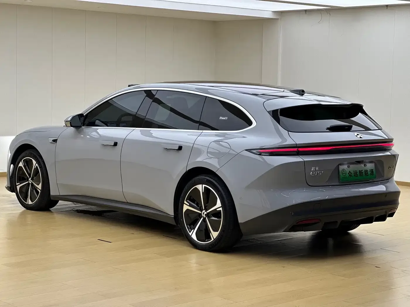 NIO NIO ET5T 2024 75kWh Touring — Фото автомобиля 7