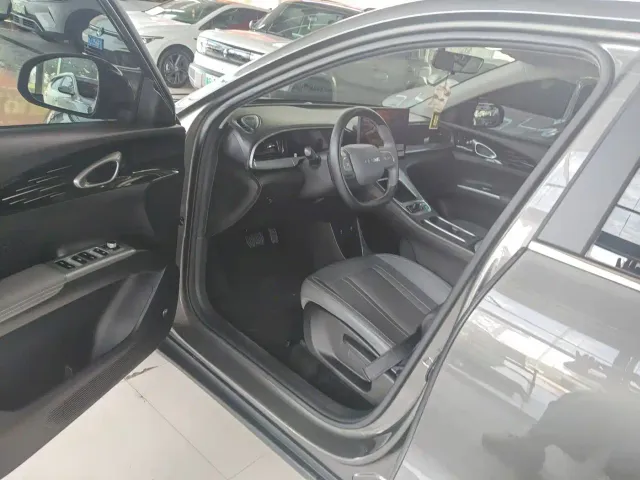 Geely Starry Wish — Фото автомобиля 4