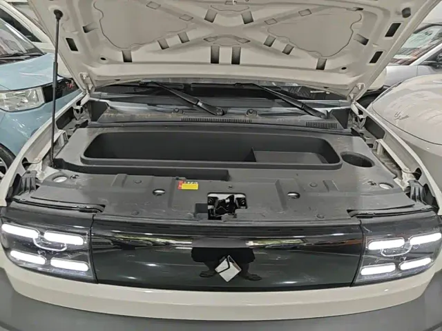 Baojun Yep — Фото автомобиля 19