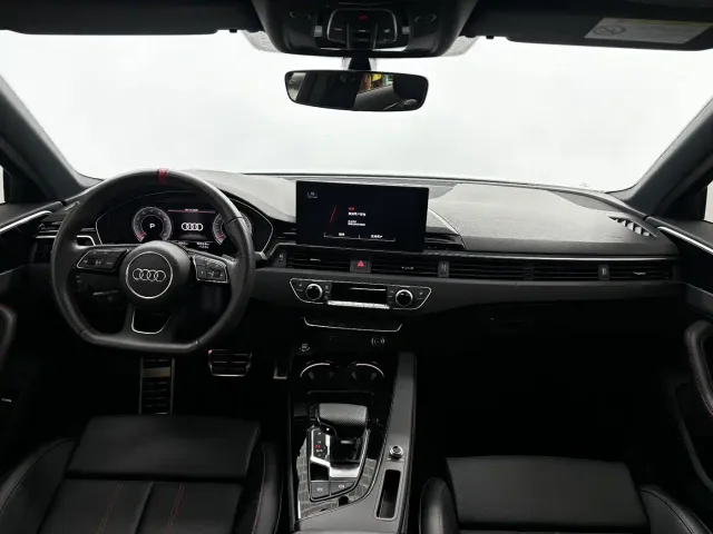 Audi A4L — Фото автомобиля 14