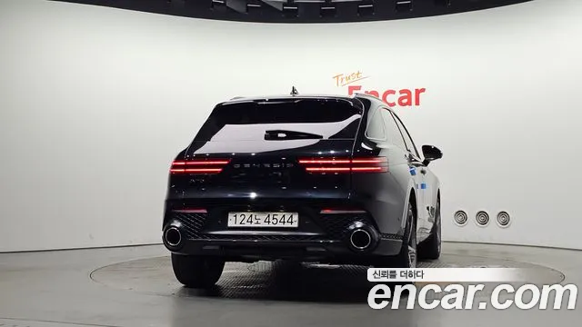 Genesis GV70 2.5T Бензин 2WD — Фото автомобиля 4