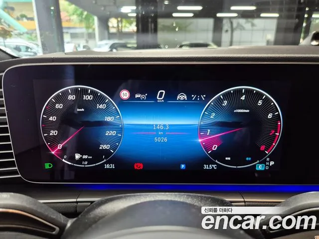 Mercedes-Benz GLS-Class — Фото автомобиля 8