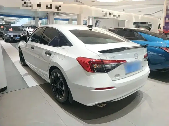 Honda Civic — Фото автомобиля 4