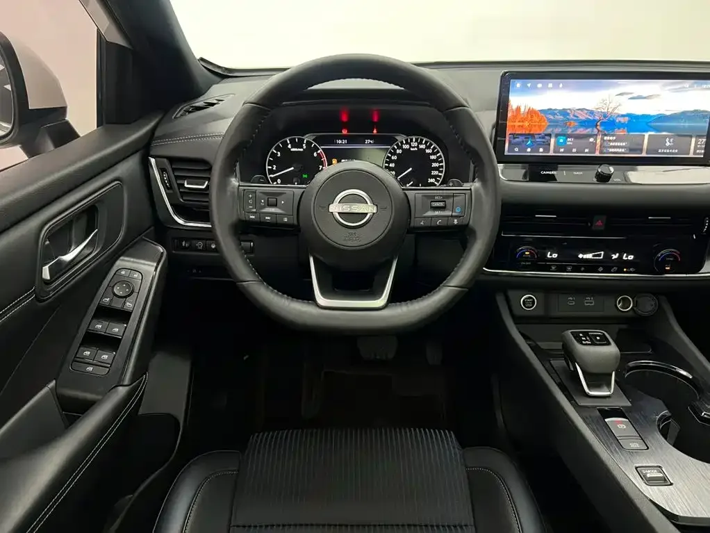 Nissan Qashqai 2023 Model 1.3T CVT Luxury Edition — Фото автомобиля 17