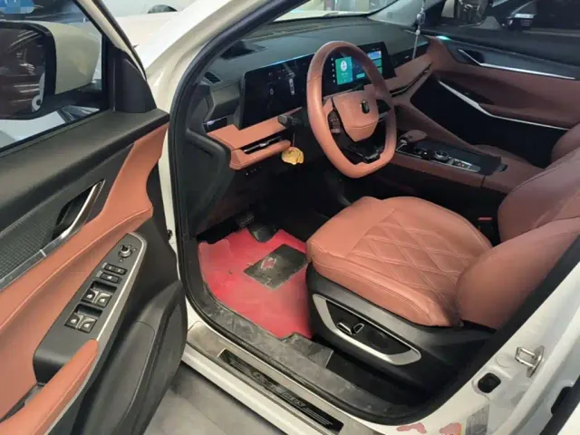 Changan CS75 Plus — Фото автомобиля 15