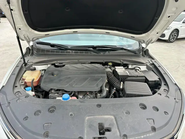 Changan Raeton Plus — Фото автомобиля 19