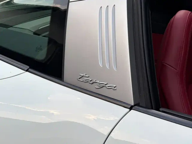 Porsche 911 — Фото автомобиля 9
