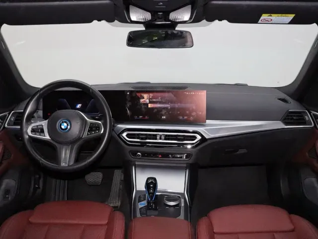 BMW i4 — Фото автомобиля 15